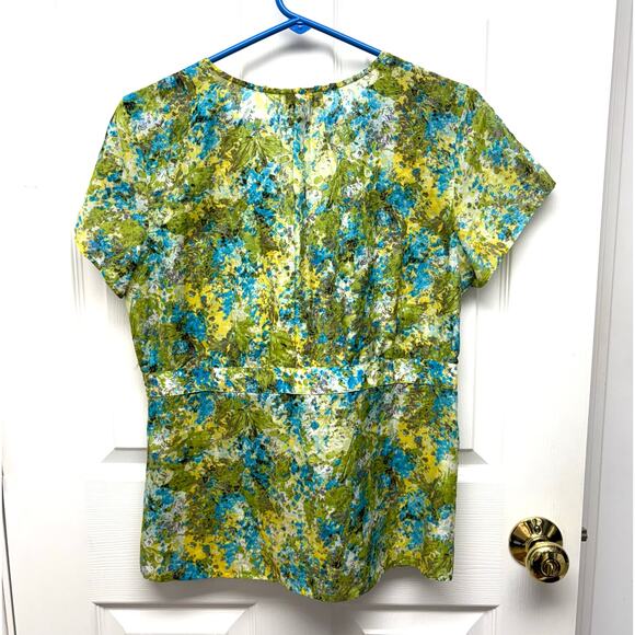 Talbots Green and Blue Floral Faux Wrap Blouse, Short Sleeves, Women's Size 10 - Picture 5 of 5